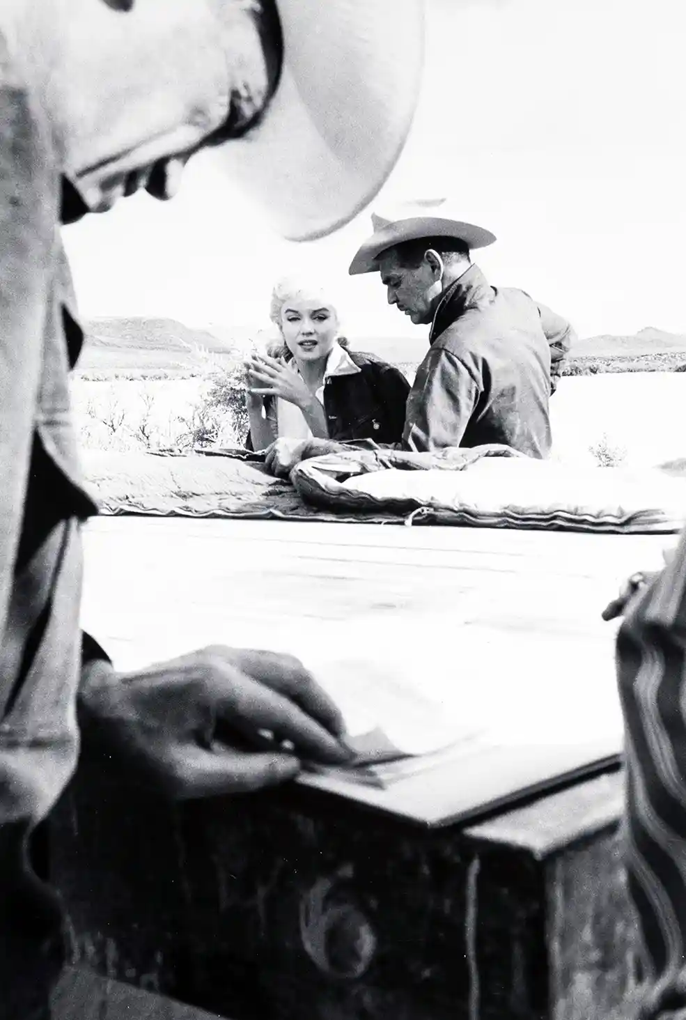 Marilyn Monroe | Celebrity Poster | The Misfits Set Photo (B&W)