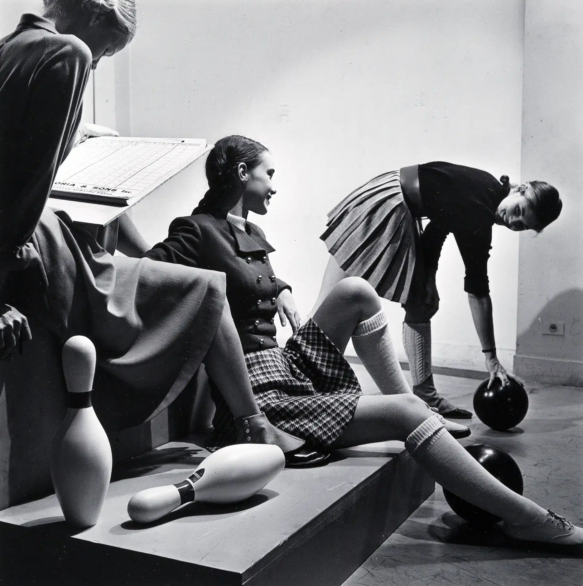 Genevieve Naylor | Vintage Art Poster | 1940s Bowling Fashion Print