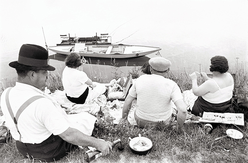 Henri Cartier-Bresson | Fine Art Poster | Marne River Picnic B&W Photo