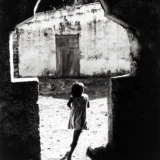 Héctor García Paso a la luz 1963 Black and White Photography Print