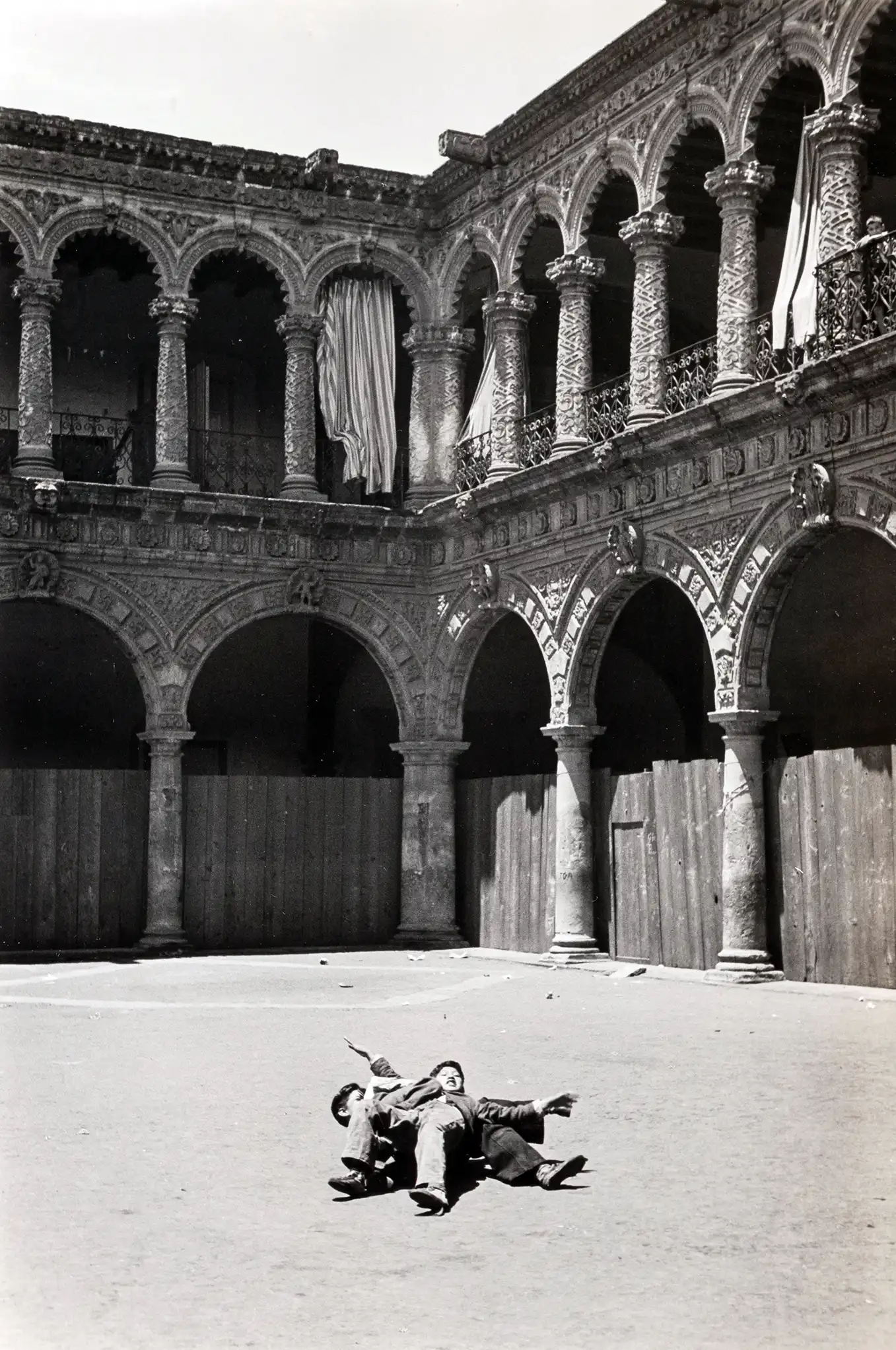 Helen Levitt | Vintage Art Photography Poster | Children Playing Black & White Print