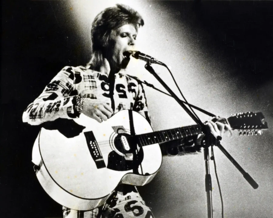 David Bowie onstage as Ziggy print showing a stage image of Bowie performing as Ziggy Stardust as David Bowie themed wall art