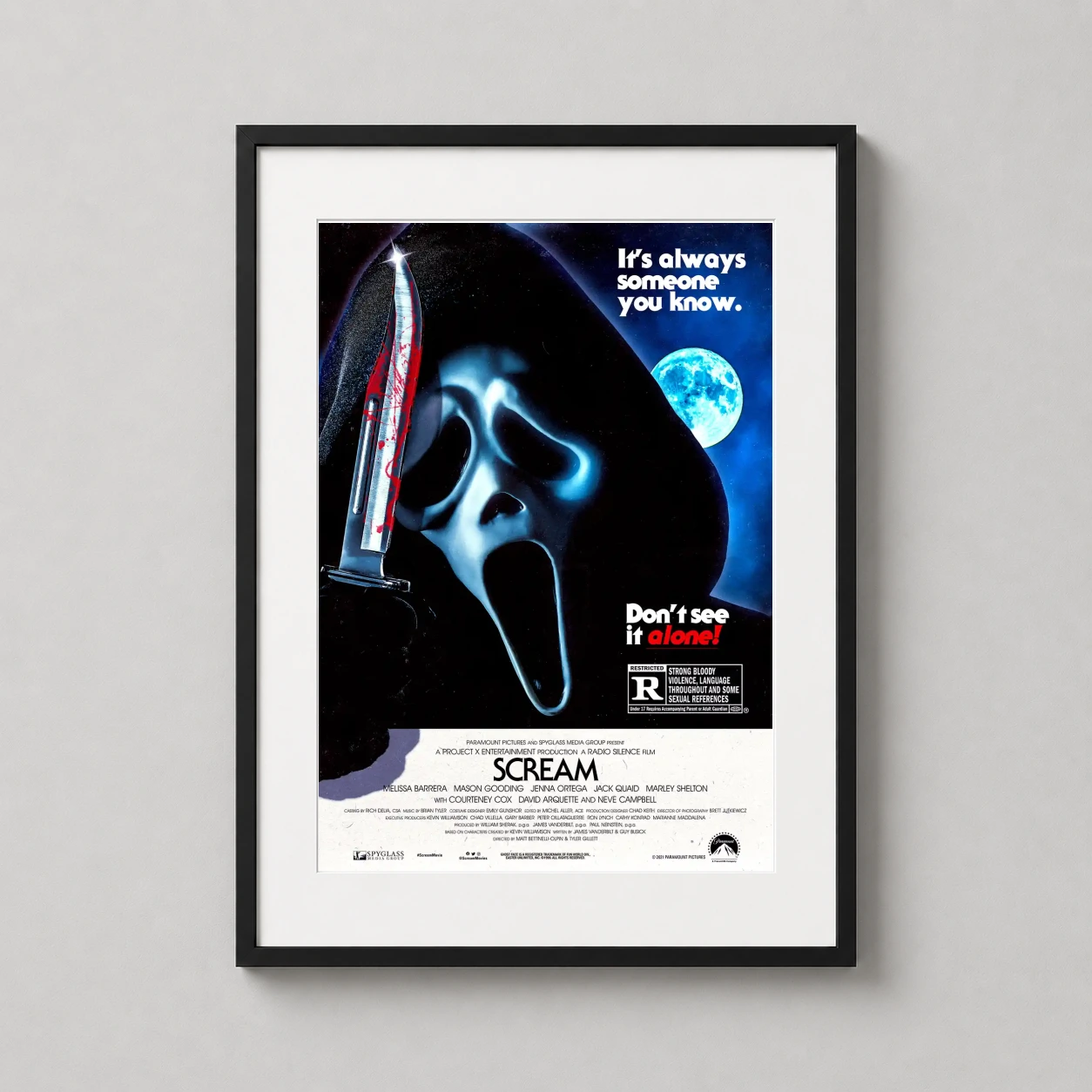 Scream 2022 Ghostface Bloody — cinematic Scream 2022 poster featuring Ghostface's distorted mask, a