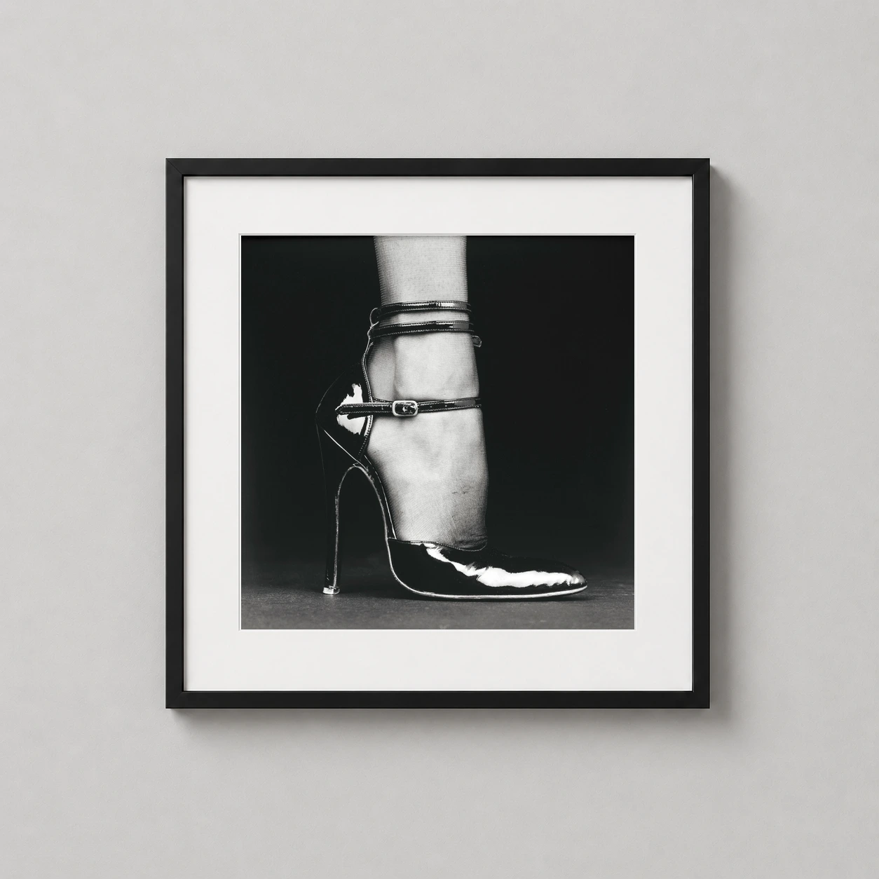 Robert Mapplethorpe Shoe Melody — high-contrast black and white photography print featuring a patent