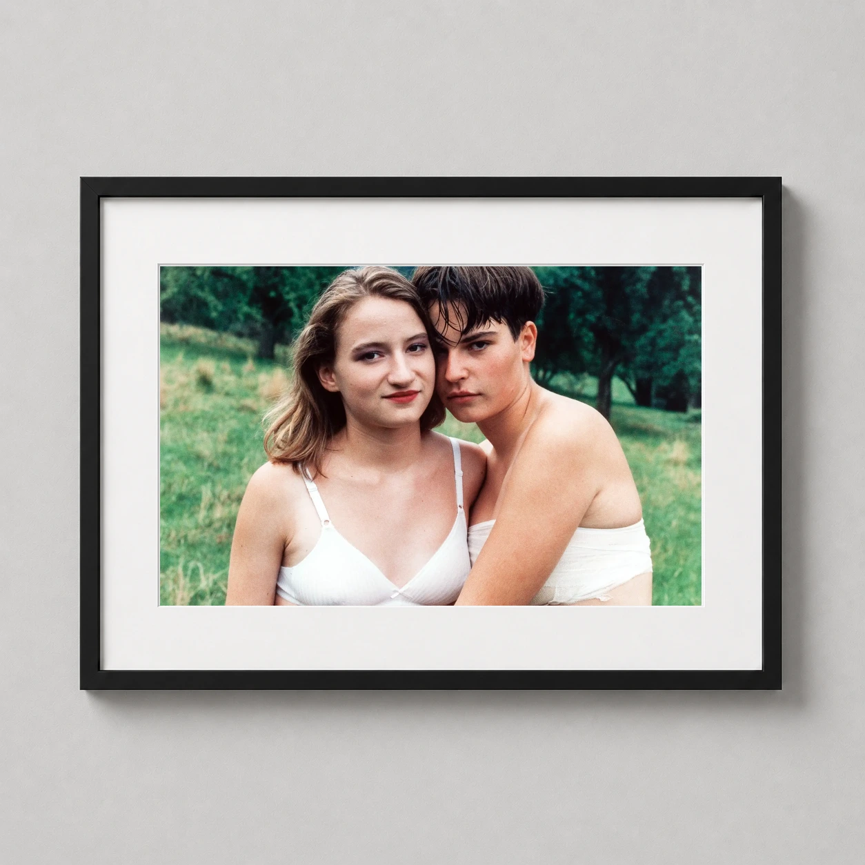 Collier Schorr — collier Schorr South No North 1995 reads as a portrait photography