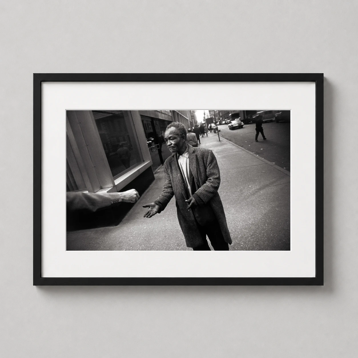 Garry Winogrand New York — stark 1960s black and white street photograph by Garry Winogrand