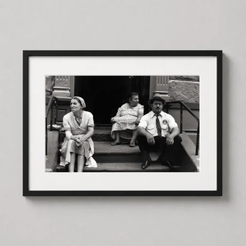 Helen Levitt, New York 1939 Stoop Scene Photography Print