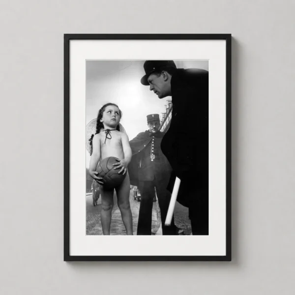 Robert Doisneau Printemps Girl with Ball 1947 Photography Print