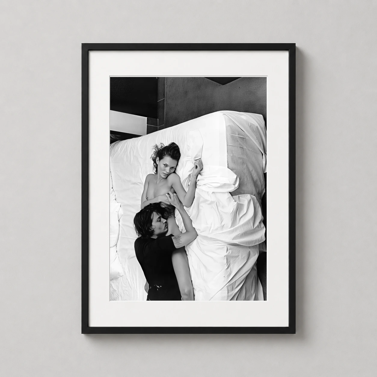 Kate Moss Johnny Depp — high-contrast black and white photograph featuring Kate Moss and Johnny
