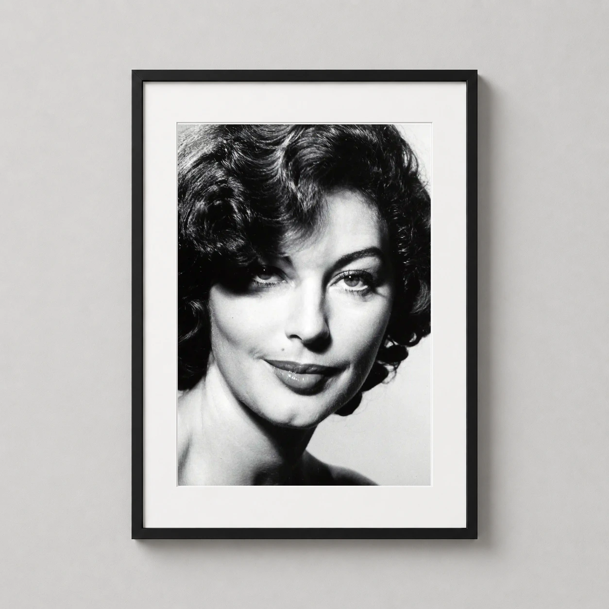 Ava Gardner Life Magazine — close-up black and white photography portrait of Ava Gardner by