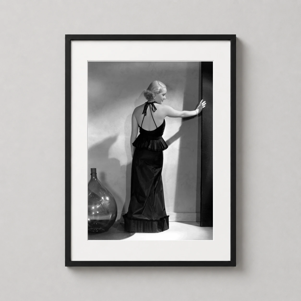 Bette Davis — classic black and white studio portrait of Bette Davis in a 1930s