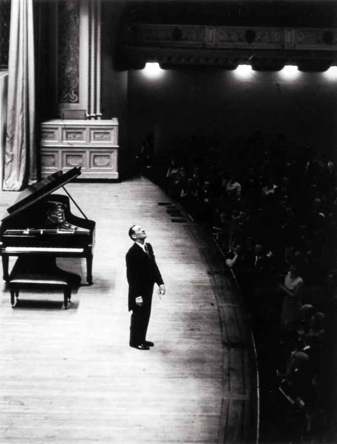 Alfred Eisenstaedt poster showing Vladimir Horowitz photographed in 1965.