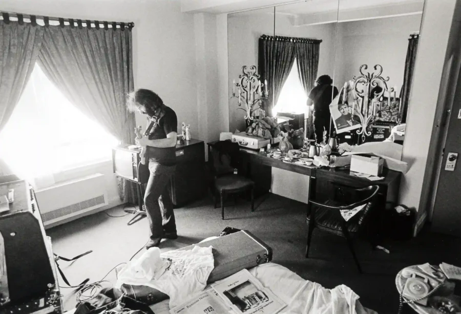 Annie Leibovitz poster showing a New York portrait study, 1973