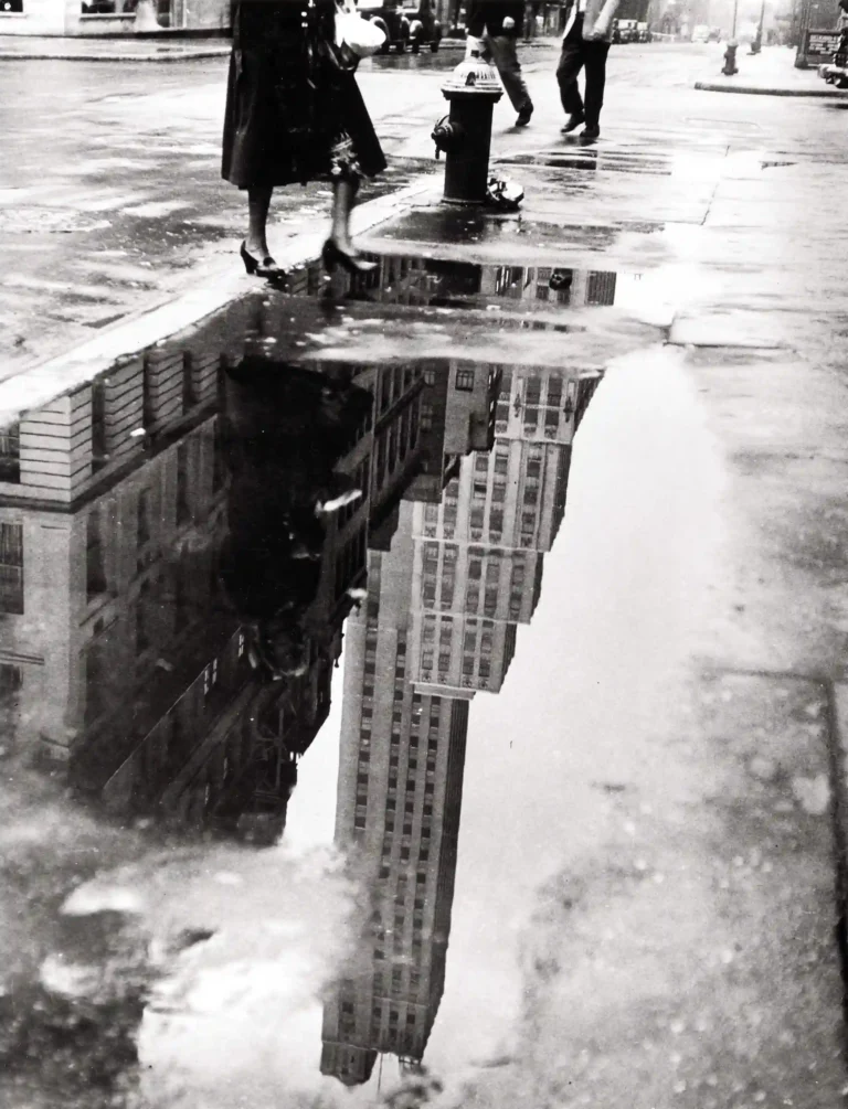 Bedrich Grunzweig poster showing a New York April shower scene from 1951.