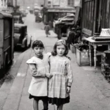 Deux Fillettes Photo Print, Édouard Boubat 1952 Poster