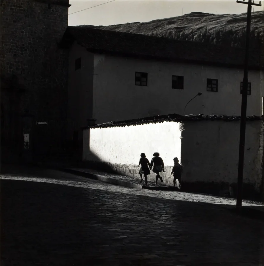 Harry Callahan poster showing Cuzco street scene, 1974