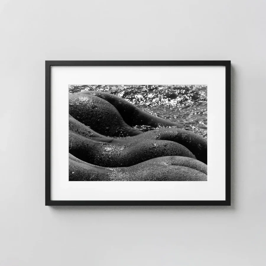 Les Geantes Gomarsgue 1978 Nude displayed as a framed wall mockup