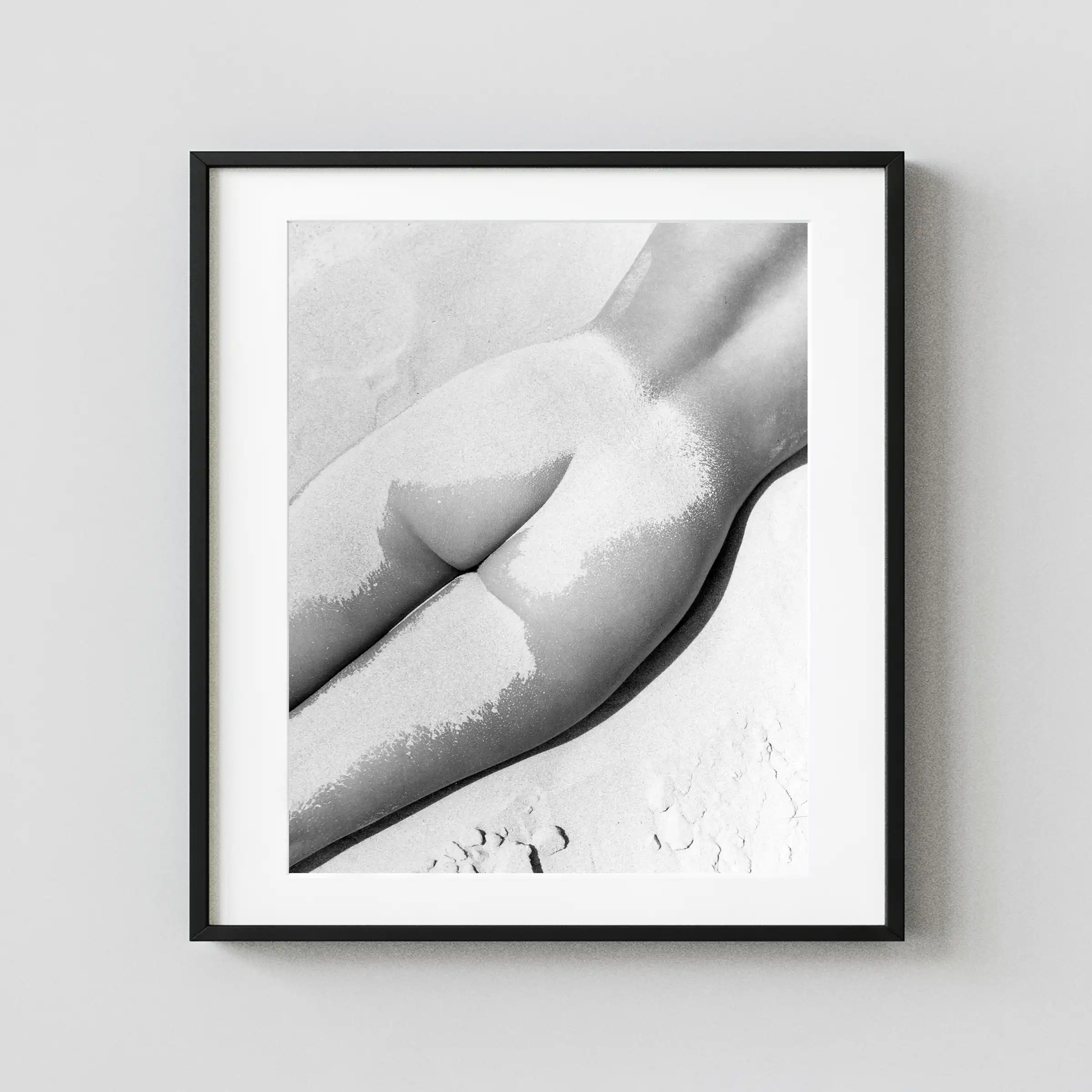 Nu Sable 1949 displayed as a framed wall mockup