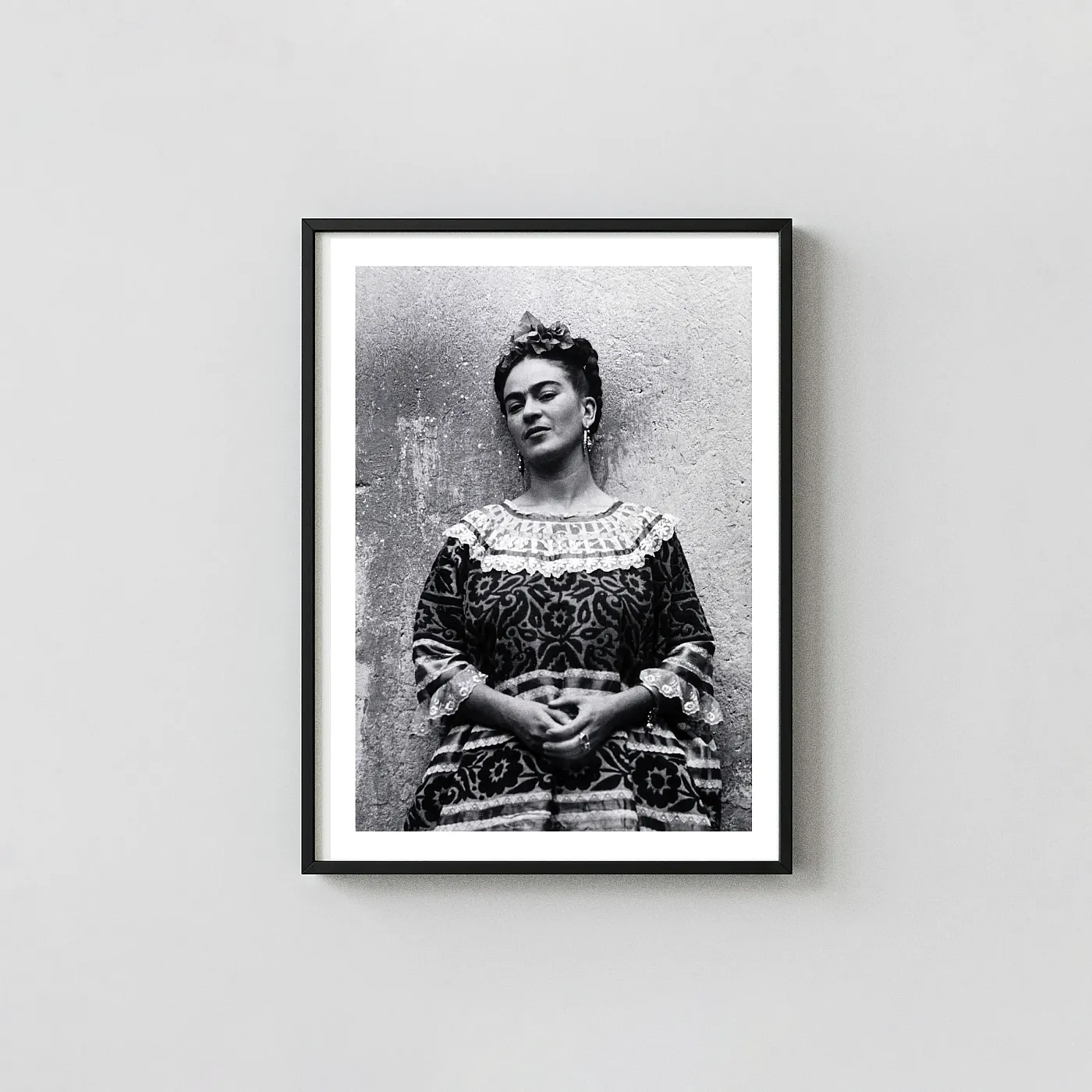 Leo Matiz Print | Frida Kahlo, Hands Crossed, Coyoacán (1944) Portrait Wall Art Leo Matiz Print | Frida Kahlo, Hands Crossed, Coyoacán (1944) Portrait Photography Prints Xe2X80X93 Portrait Frame Wall Art Mockup | Merchfuse