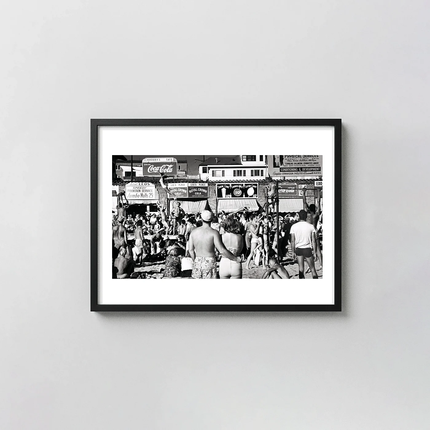 Max Yavno Print | Muscle Beach (1949) California Street Photography Wall Art Max Yavno Print | Muscle Beach (1949) California Street Photography Photography Prints Xe2X80X93 Landscape Frame Wall Art Mockup | Merchfuse