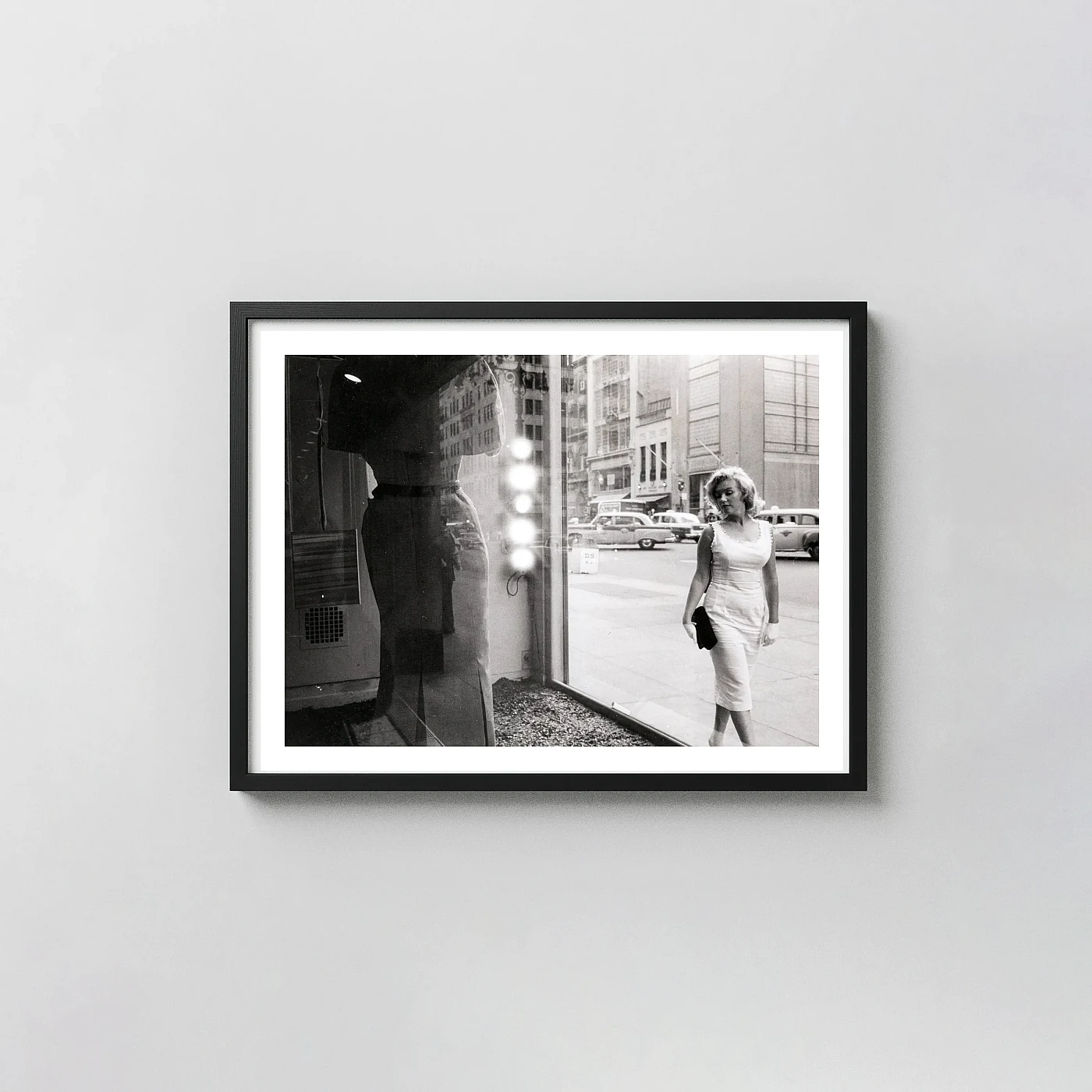 Sam Shaw Print | Marilyn Monroe On 5Th Avenue, New York (1957) Vintage Celebrity Wall Art Sam Shaw Print | Marilyn Monroe On 5Th Avenue, New York (1957) Vintage Celebrity Photography Prints Xe2X80X93 Landscape Frame Wall Art Mockup | Merchfuse