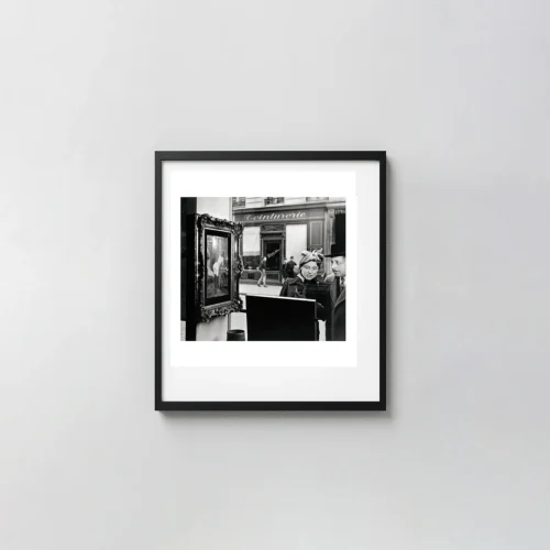 Robert Doisneau Print | Un Regard Oblique (1948) Paris Street Photography Wall Art