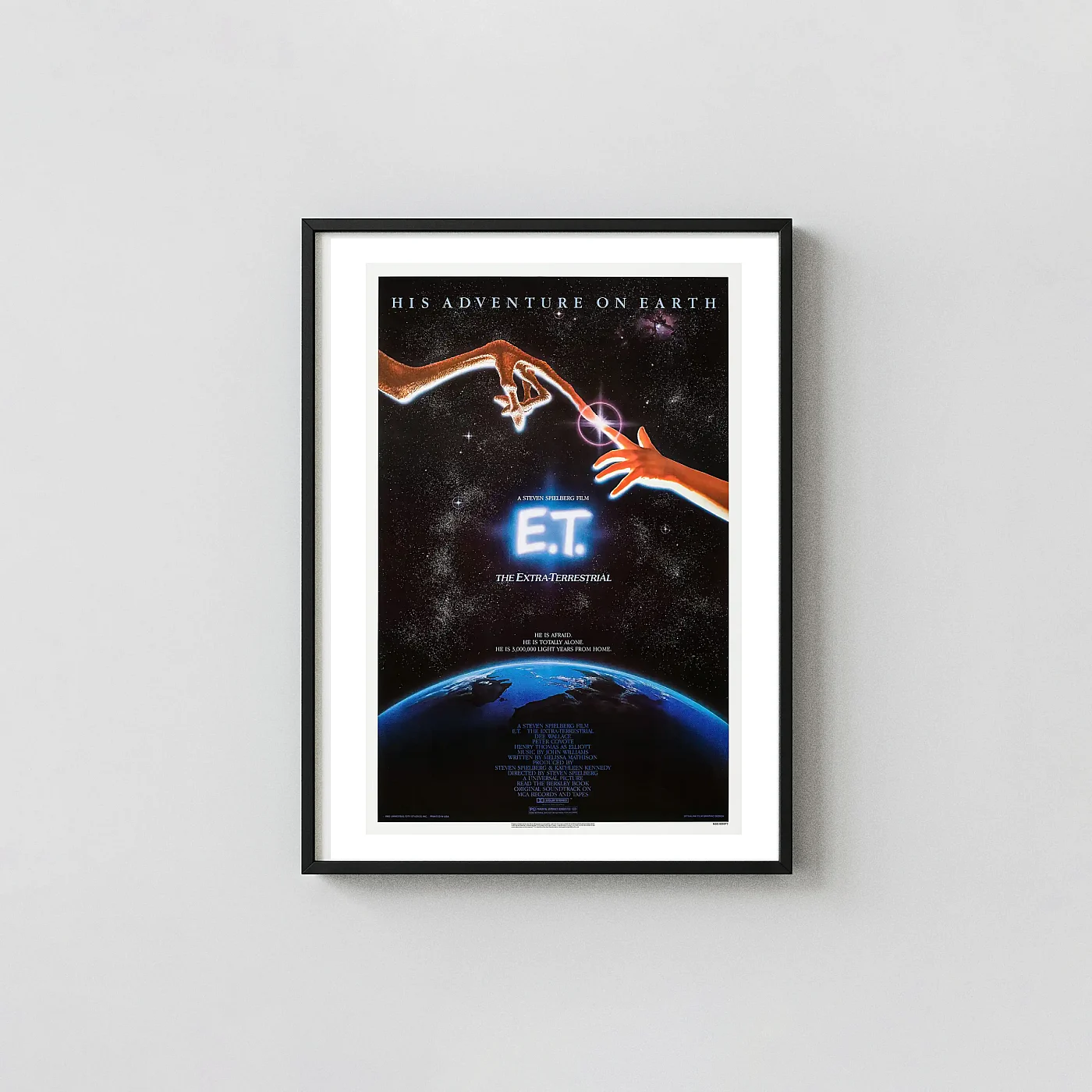 E.t. The Extra-Terrestrial Movie Poster – Official Poster: Vintage Sci-Fi Wall Art Print E.t. The Extra-Terrestrial Movie Poster – Official Poster: Vintage Sci-Fi Wall E.t. Movie Posters Xe2X80X93 Portrait Frame Wall Art Mockup | Merchfuse